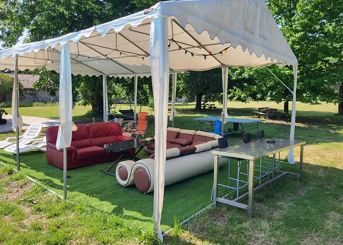 Bed & Breakfast Domaine De La Sarrotte 3*