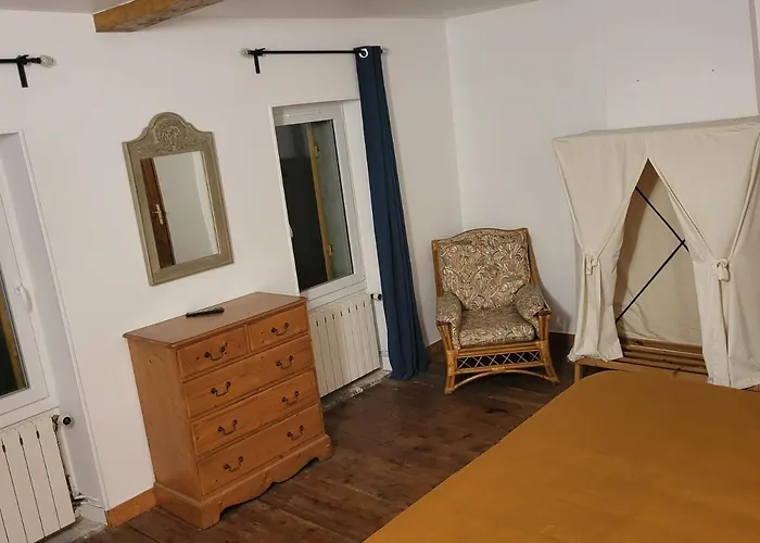 Domaine De La Sarrotte Bed & Breakfast 3*